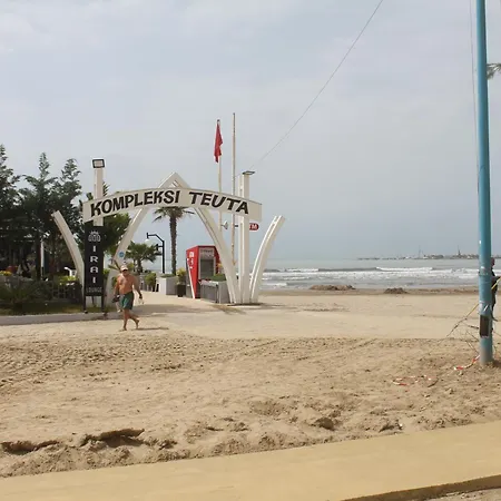 Albion Sea View * دراس