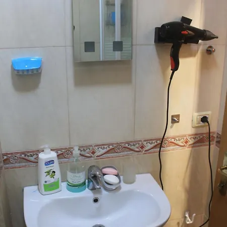 Albion Sea View * دراس